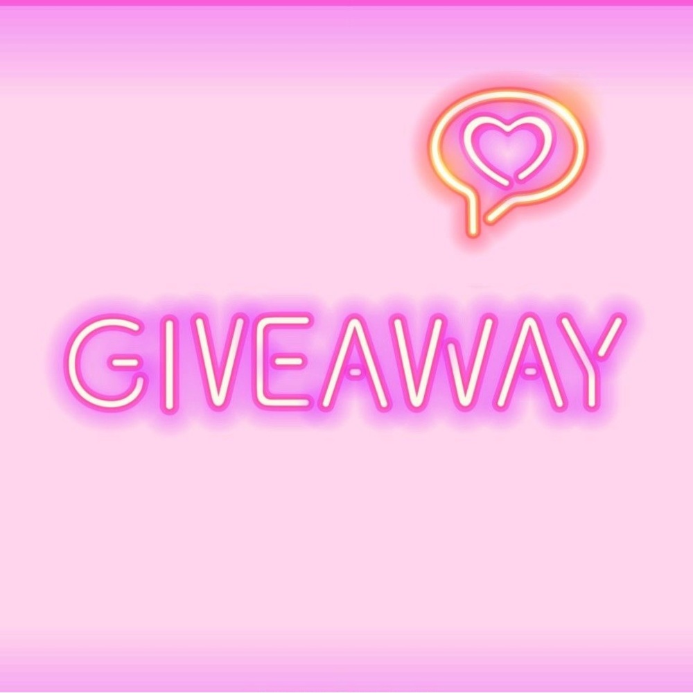 Enter to win! 🩷✨🩷✨
